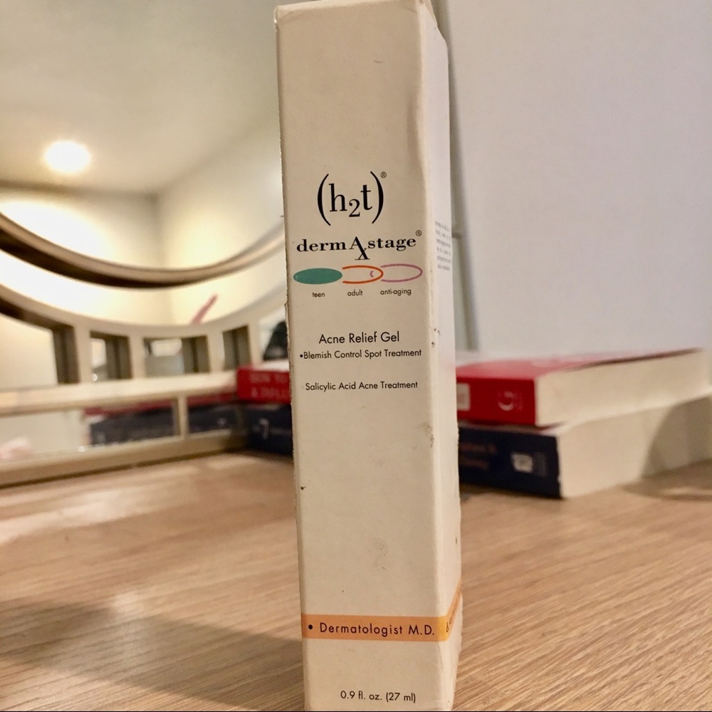 DermAX Stage Acne Relief Gel